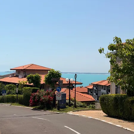 Kambani 1 * Sveti Vlas